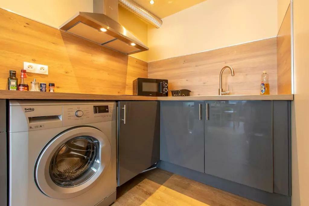 Domaine Des Ecuries - Appartements Meubles A Талуар Екстериор снимка